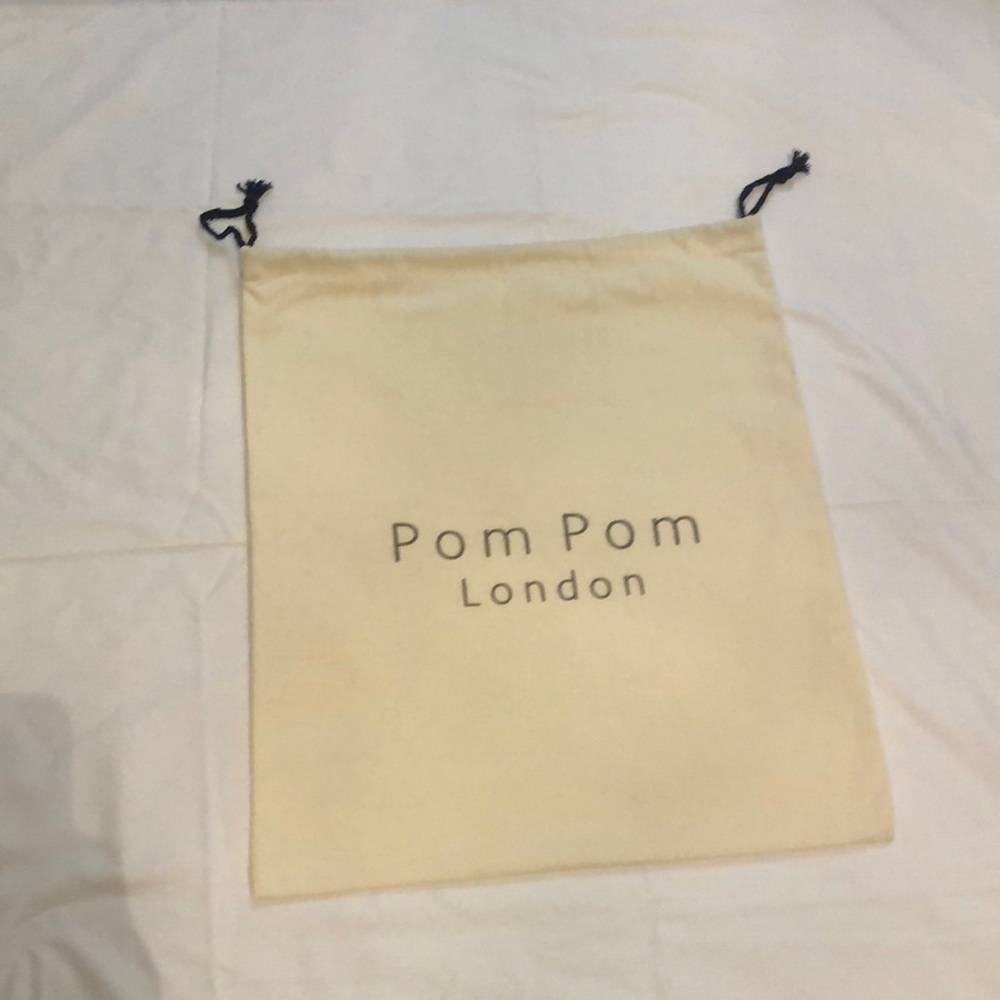 POM POM LONDON dust bag
